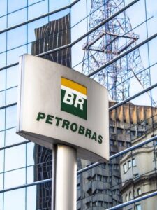 Petrobras Surpreende e Dispara em Nova York Mesmo com B3 Fechada! Confira os Destaques!