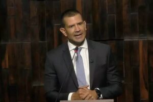 Douglas Ruas: O Diálogo Urgente que Pode Decidir a Sucessão no RJ!