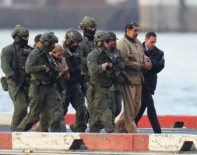 e6dae6fd5d87cd28a32d28b3547139a96ff3e80f