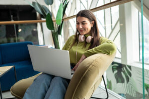 Casa do Saber Revoluciona Educação: Pós-Graduação EAD em Psicanálise é a Nova Sensação! 5 iStock 2194371076
