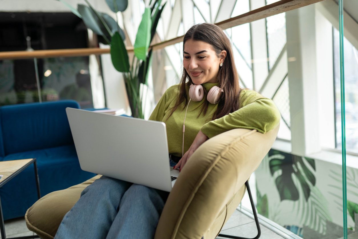 Casa do Saber Revoluciona Educação: Pós-Graduação EAD em Psicanálise é a Nova Sensação! 2 iStock 2194371076