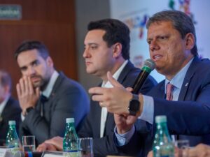 Surpresa nas Urnas: 8 Governadores Desistem da Eleição e Seguem no Poder!