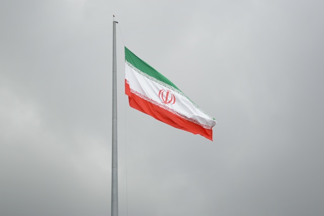 sina drakhshani b5fUPypDU2E unsplash