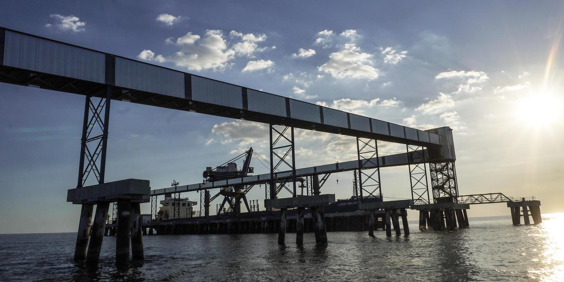 Ultra Aumenta Apostar na Hidrovias: Um Movimento Surpreendente! 2 tup JRB9152