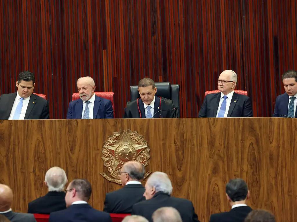 “Sistema Eletrônico: O Pilar Vital da Nossa Democracia, Afirma Nunes Marques na Posse!” 2 0d7a3409.jpg.webp
