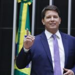 Escândalo em Torno de Mário Frias: Defesa Rebate Denúncias de Emendas na Produção de 'Dark Horse'! 5 1779772010 mario frias