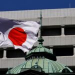 Japão Surpreende: PIB em Alta de 0,5% no 1º Trimestre! 5 2024 12 19T103211Z 1 LYNXMPEKBI0DF RTROPTP 4 JAPAN ECONOMY BOJ