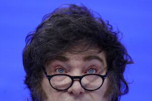 Crise Urbana: Milei Enfrenta o Choque da Corrupção e da Inflação na Argentina!
