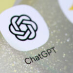 2025 11 18T144700Z 1 LYNXMPELAH0RR RTROPTP 4 TECH INTERRUPCAO X CHATGPT
