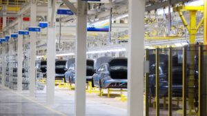 Produção Industrial Surpreende e Cresce 0,1% em Março!