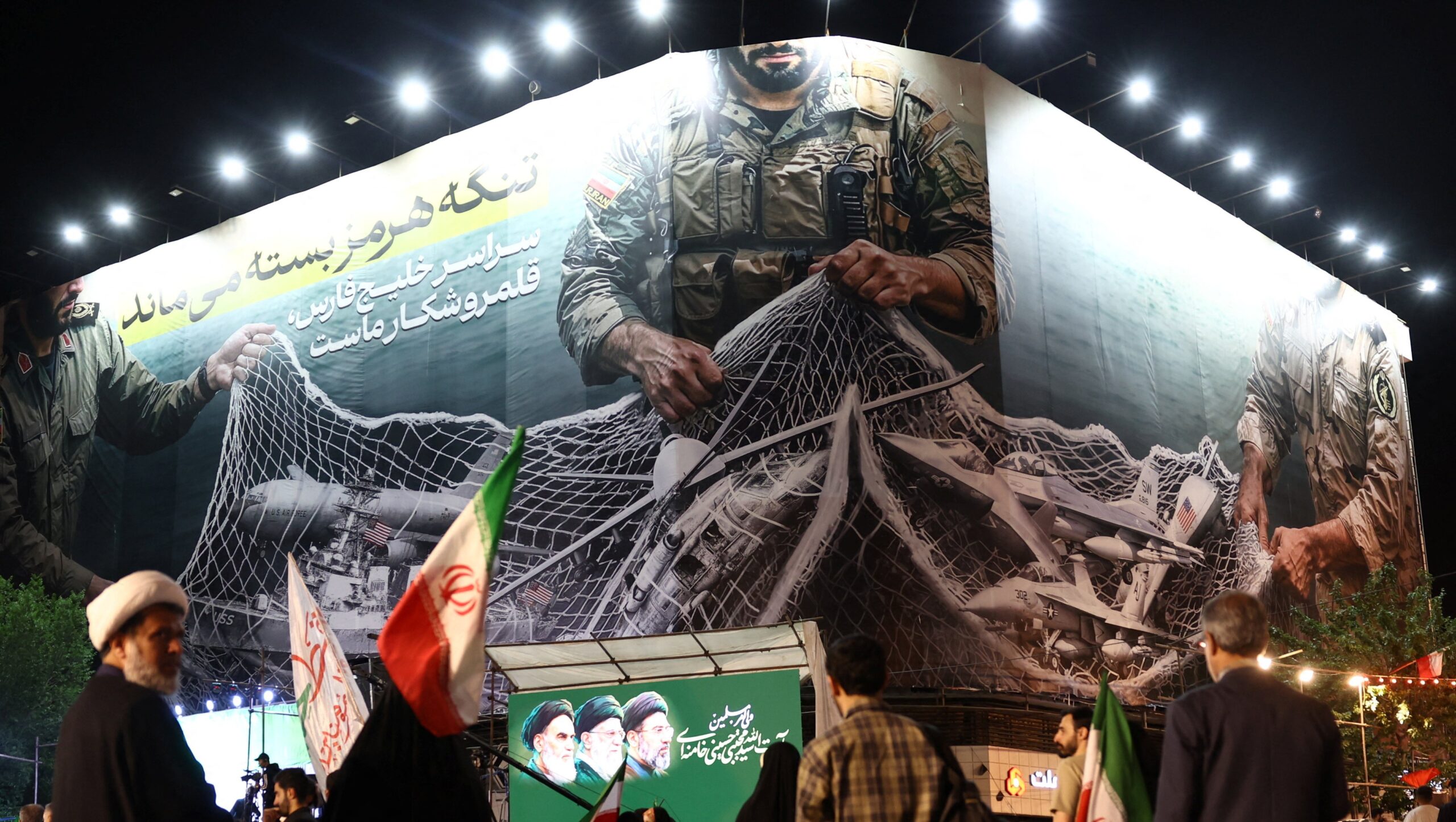2026 05 11T091004Z 1 LYNXMPEM4A0JC RTROPTP 4 IRAN CRISIS scaled