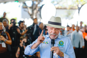 Lula: “Chega de sermos tratados como crianças!” após decisão explosiva dos EUA sobre PCC e CV!