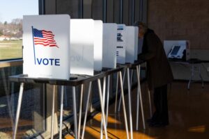 Criptomoedas: O Último na Ordem de Prioridades dos Voters Americanos, Revela Pesquisa da CoinDesk!