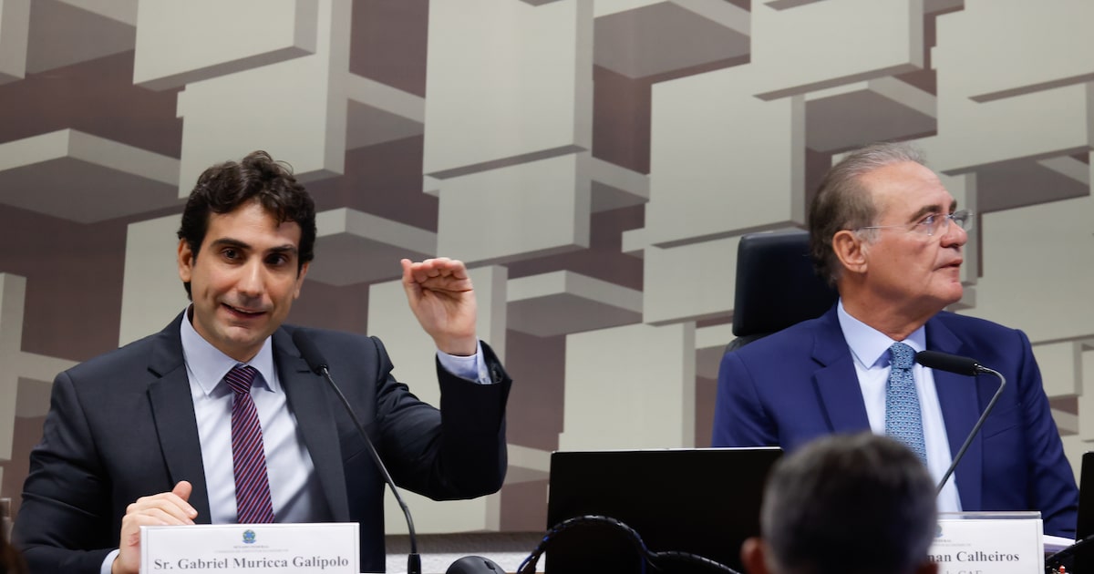 Empurradas para 2027: PEC do Banco Central e reforma administrativa em jogo! 2 7CKXXGCMFBBYHDZITHRUZK2DGM