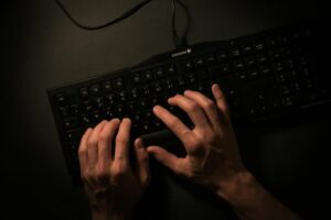 Especialistas Alertam: IA Acelera Ameaça Quântica ao Cripto!
