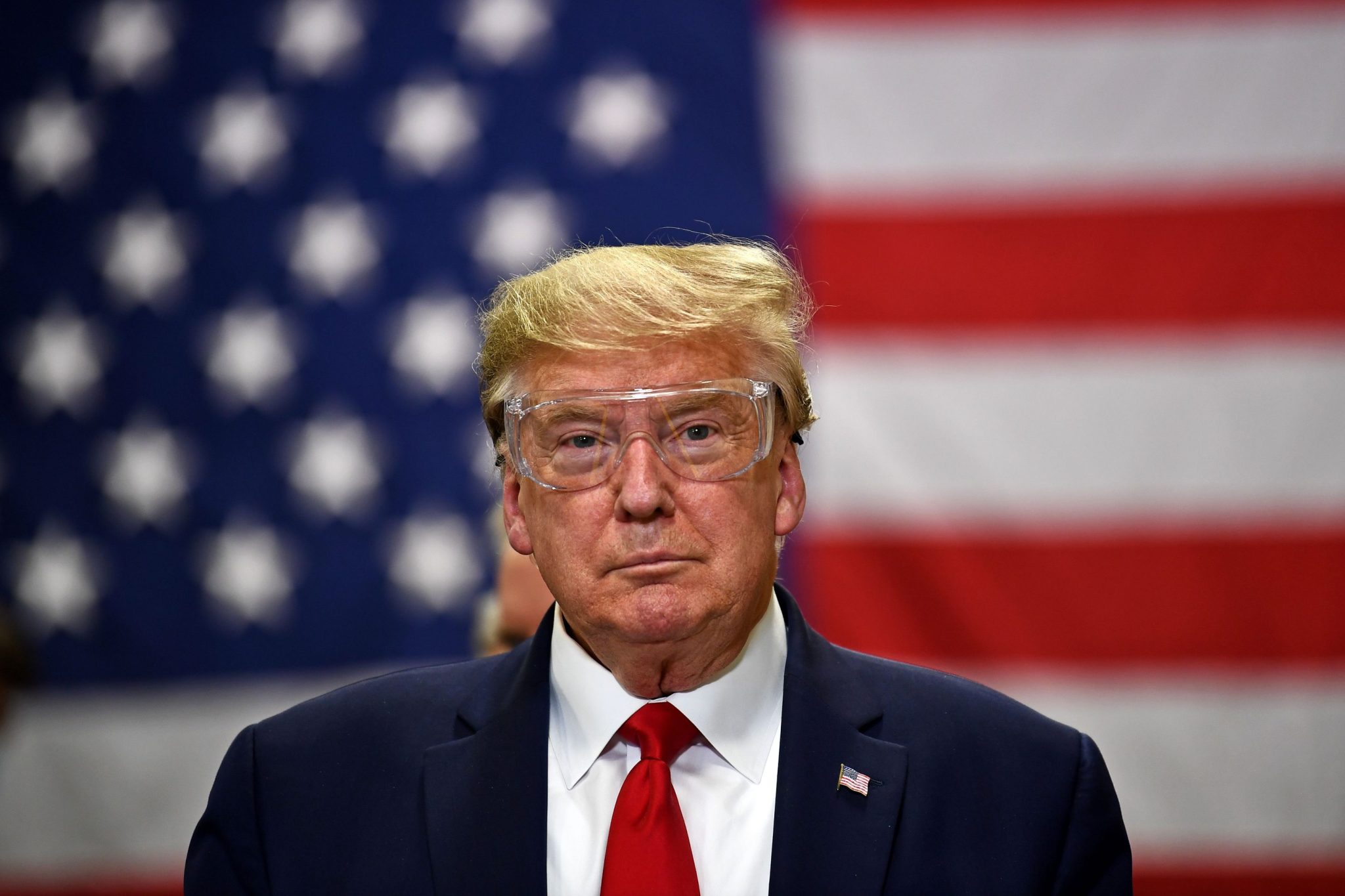 Tiroteio na Casa Branca: O Que Realmente Aconteceu? 2 AMERICA IS LUCKY ITS NO LONGER A MANUFACTURING POWERHOUSEITS WHATS PROTECTING THE US ECONOMY FROM TH