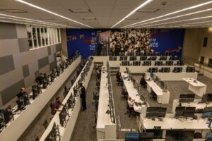 Ibovespa Futuro Dispara Após Colapso Anterior: Atenção Total em Política e Conflito Trump-Xi!