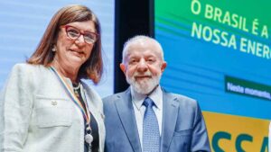 Petrobras Investirá R$ 2,8 Bi no Amazonas e Lula Promete Recomprar Refinarias! 31 Imagens Larissa 1200x675 96