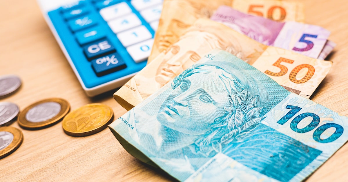 Brasil em Crise: 8% ao Ano e o Colapso dos Juros! 1 KSM4WSHGMNEJXA7B6EBDSORKDY
