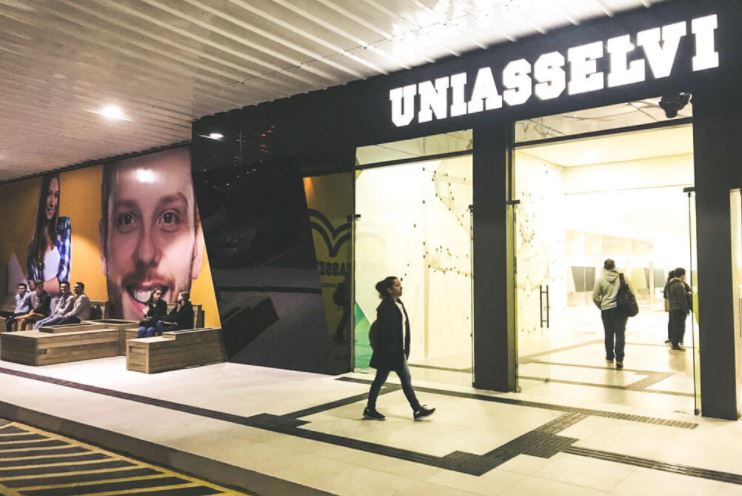 Uniasselvi