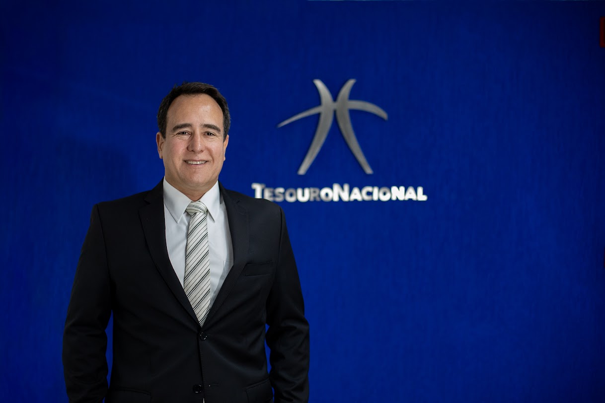 daniel Leal4
