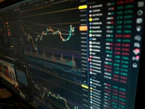 HYPE Ultrapassa Dogecoin em um Instantâneo: Tokens de Privacidade Encolhem com Ataques dos EUA no Irã!