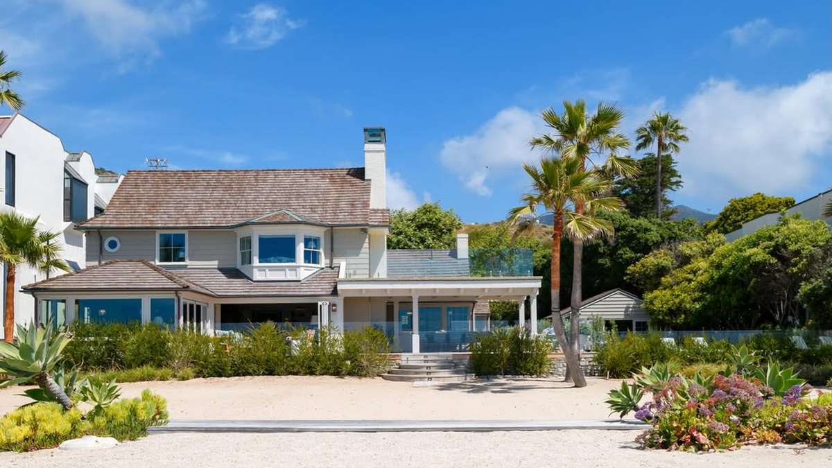 Investidor bilionário revela mansão luxuosa em Malibu; confira o valor e as fotos! 2