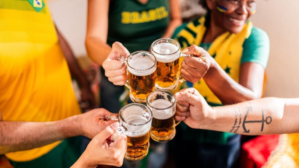 Prepare-se! Varejo Brasileiro Explode em Vendas Antes dos Jogos da Copa! 2 iStock 2268603245 modified 1602e2c4 ff45 457c b96b e748c76c66a3 e1779117918259