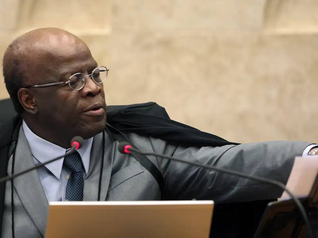 joaquim barbosa foto de carlos humberto stf.webp