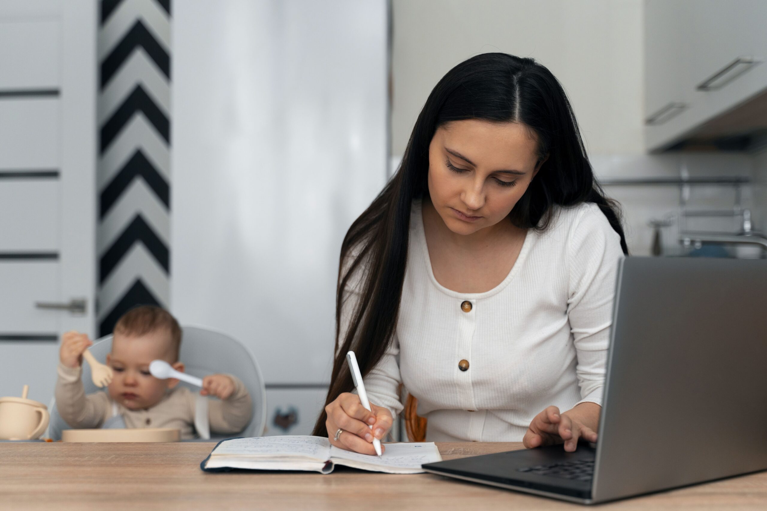 lifestyle woman going through motherhood 1 scaled