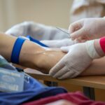 Revolução: Exame de Sangue com IA Revela Risco de Doenças Cardiovasculares Com Décadas de Antecedência! 1 pexels kirill dratsevich 237907001 12227659