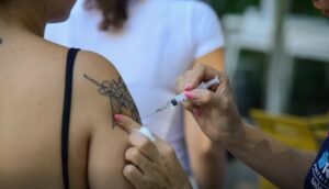 SP dá início à vacinação contra a gripe: Todos devem se imunizar a partir de segunda!